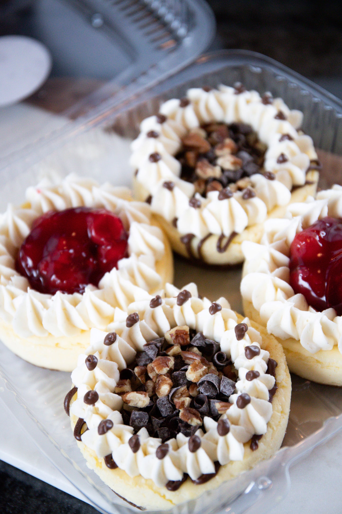 4" Cheesecakes